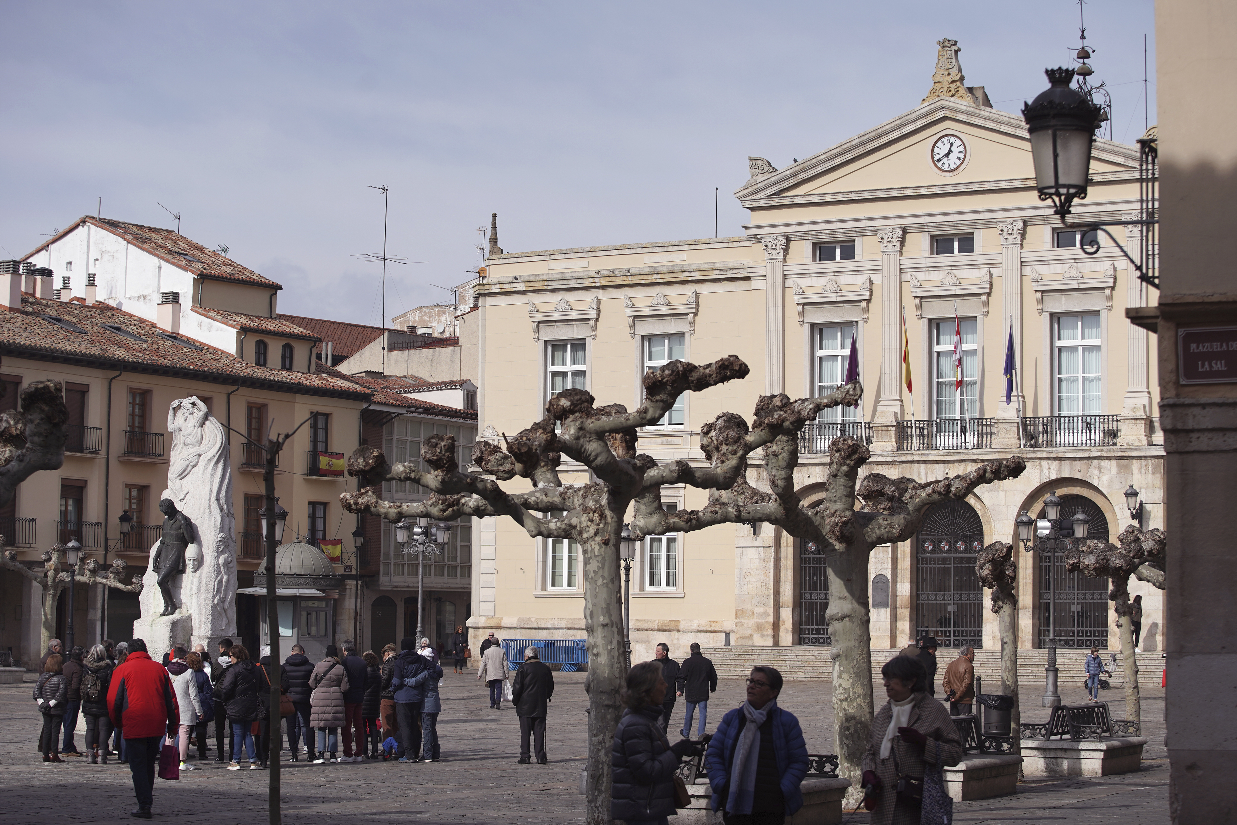 Plaza Mayor y Ayuntamiento