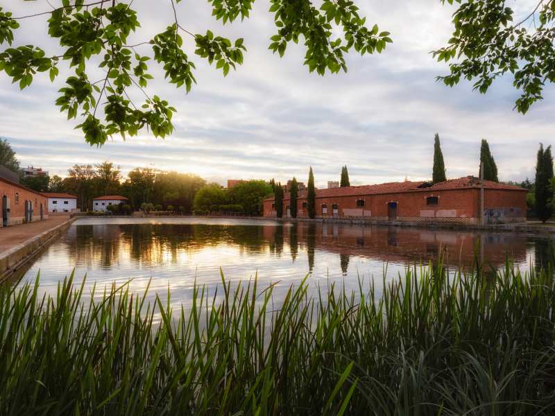 Dársena del Canal de Castilla
