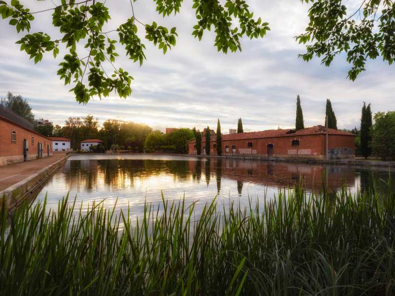 Dársena del Canal de Castilla