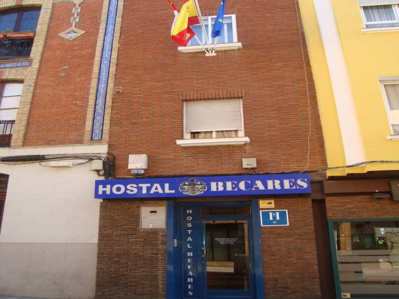 Hostal Becares