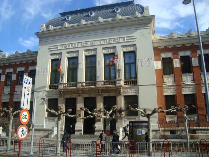 Colegio Jorge Manrique - Museo Jerónimo Arroyo