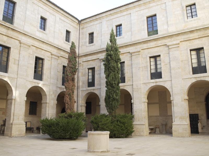Palacio Episcopal y Museo Diocesano 